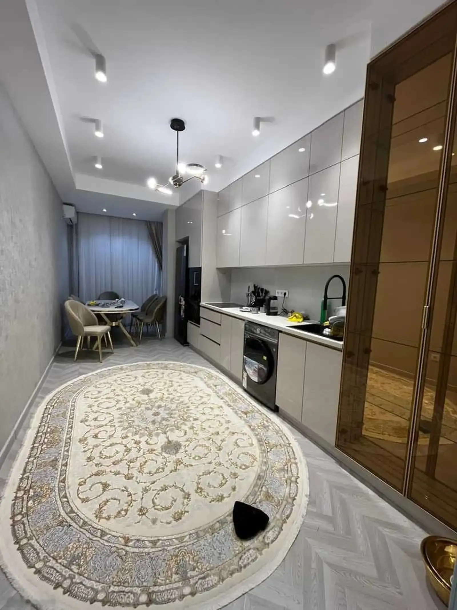 2-комн. квартира, 6 этаж, 72м², Шохмансур