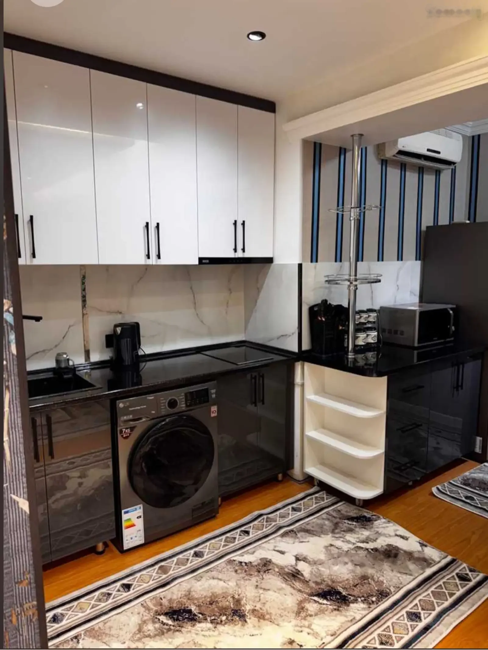 2-комн. квартира, 2 этаж, 65м², Старый аэропорт