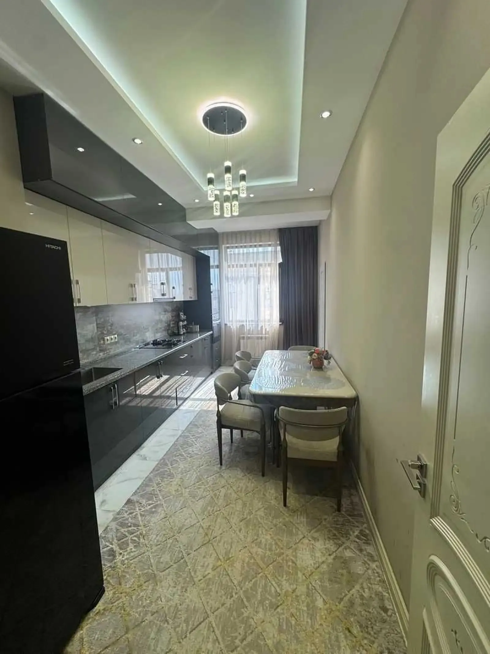 2-комн. квартира, 16 этаж, 105м², Чордома доми гулбону