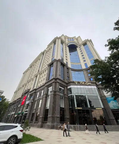 3-комн. квартира, 17 этаж, 147 м², Исмоили Сомони, Шох палас
