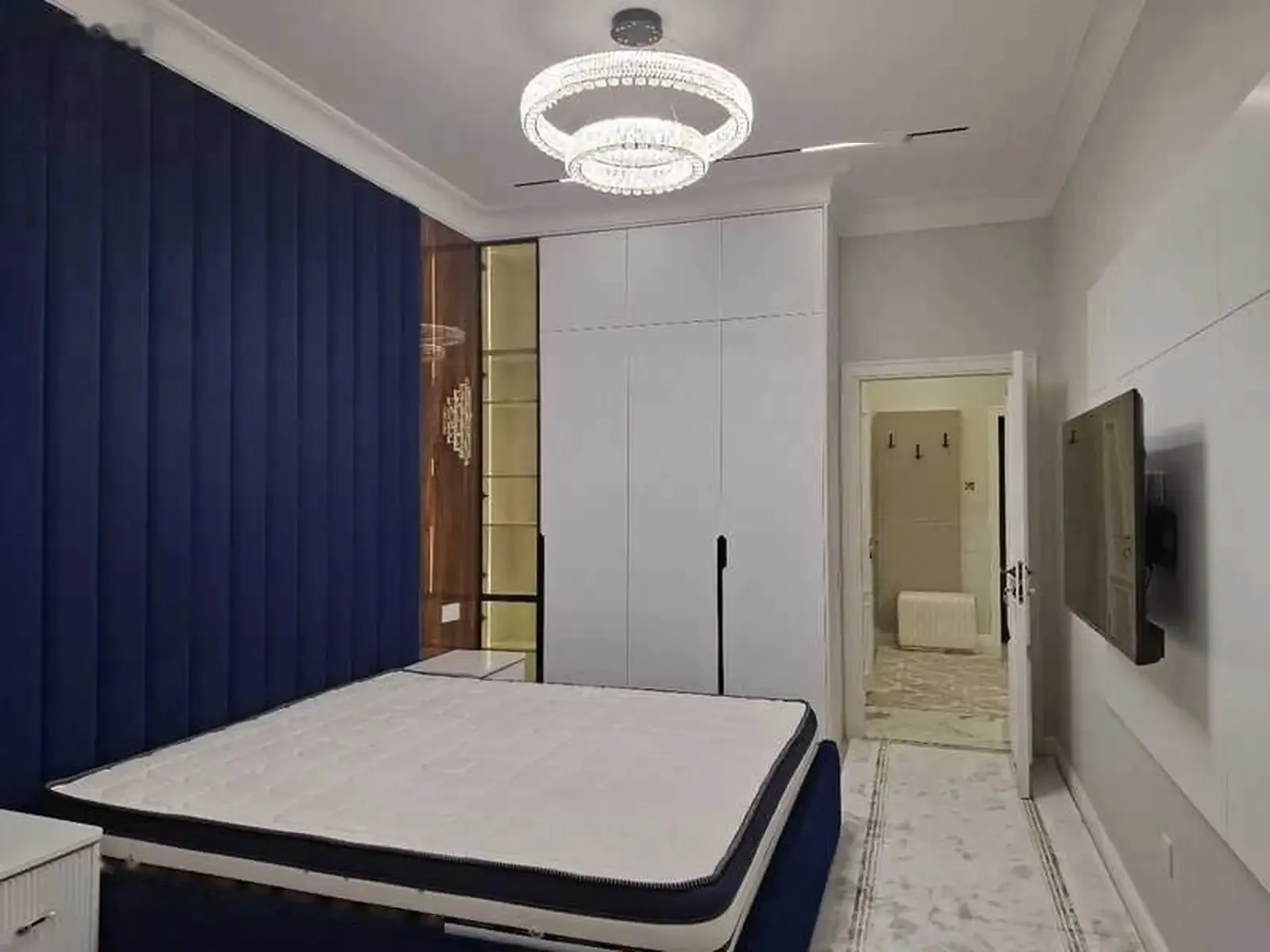 2-комн. квартира, 5 этаж, 75м², Овир