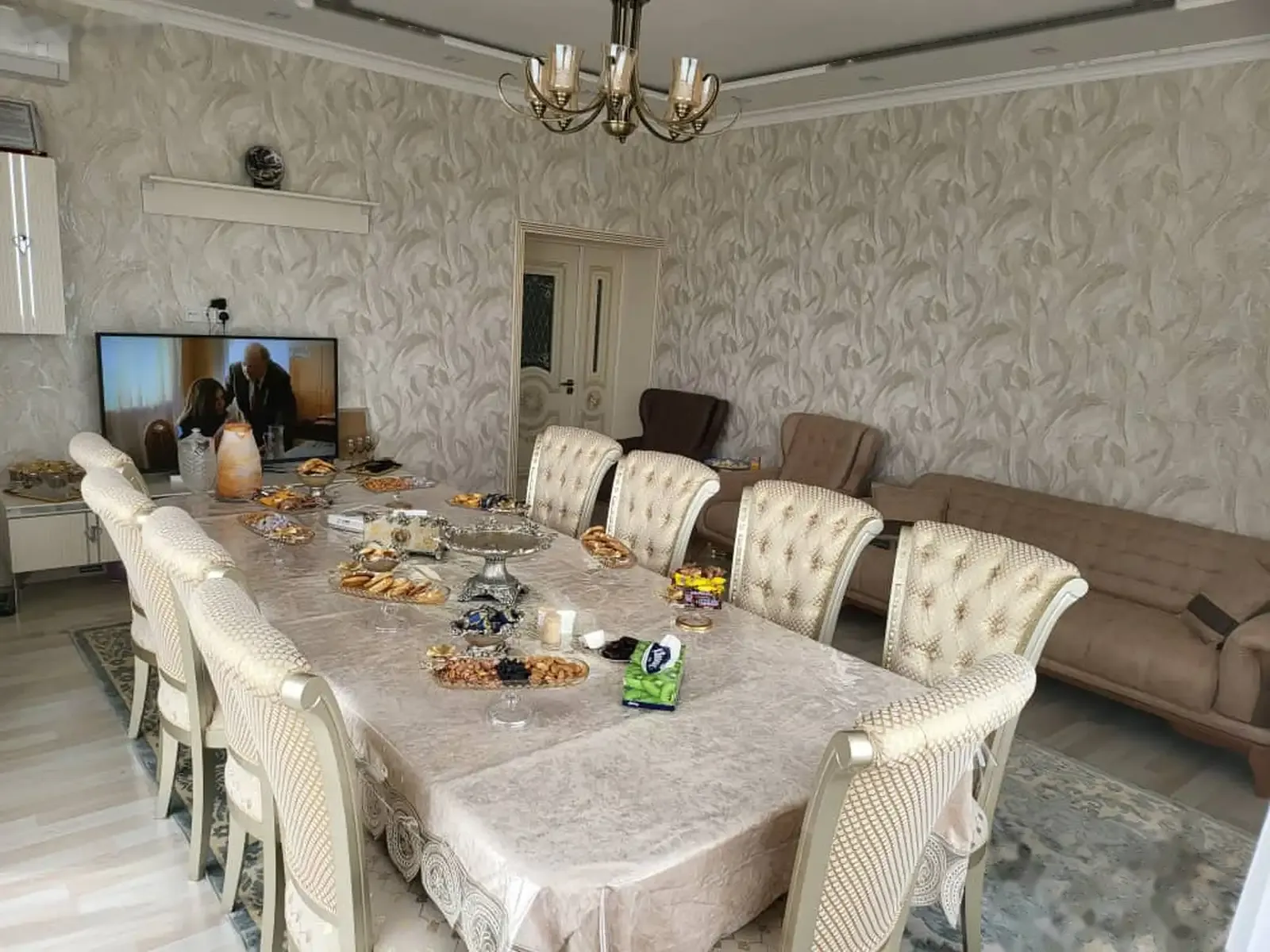 3-к квартира, 17 этаж, 140 м², Бофанда