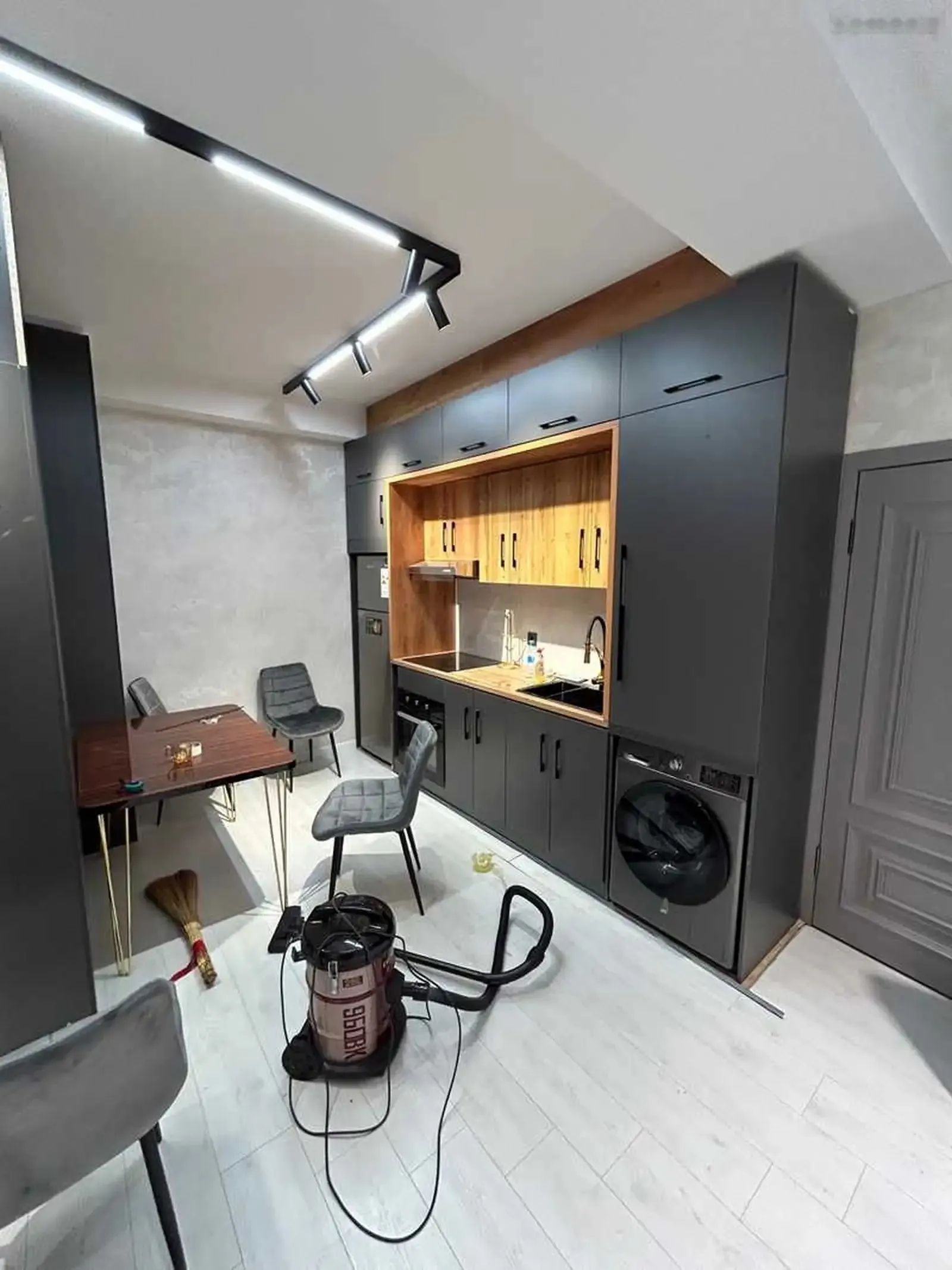 2-комн. квартира, 11 этаж, 70м², Караболо