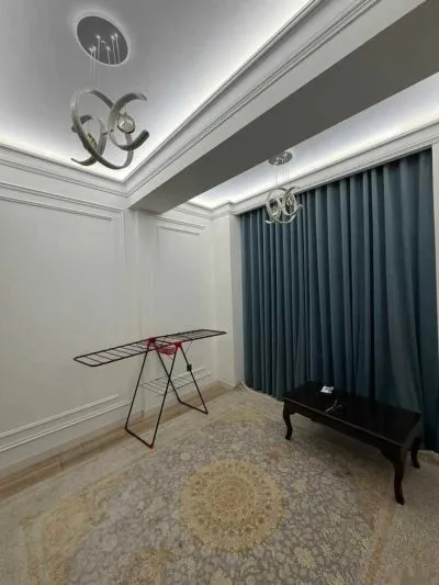 3-комн. квартира, 1 этаж, 110м², Сафо