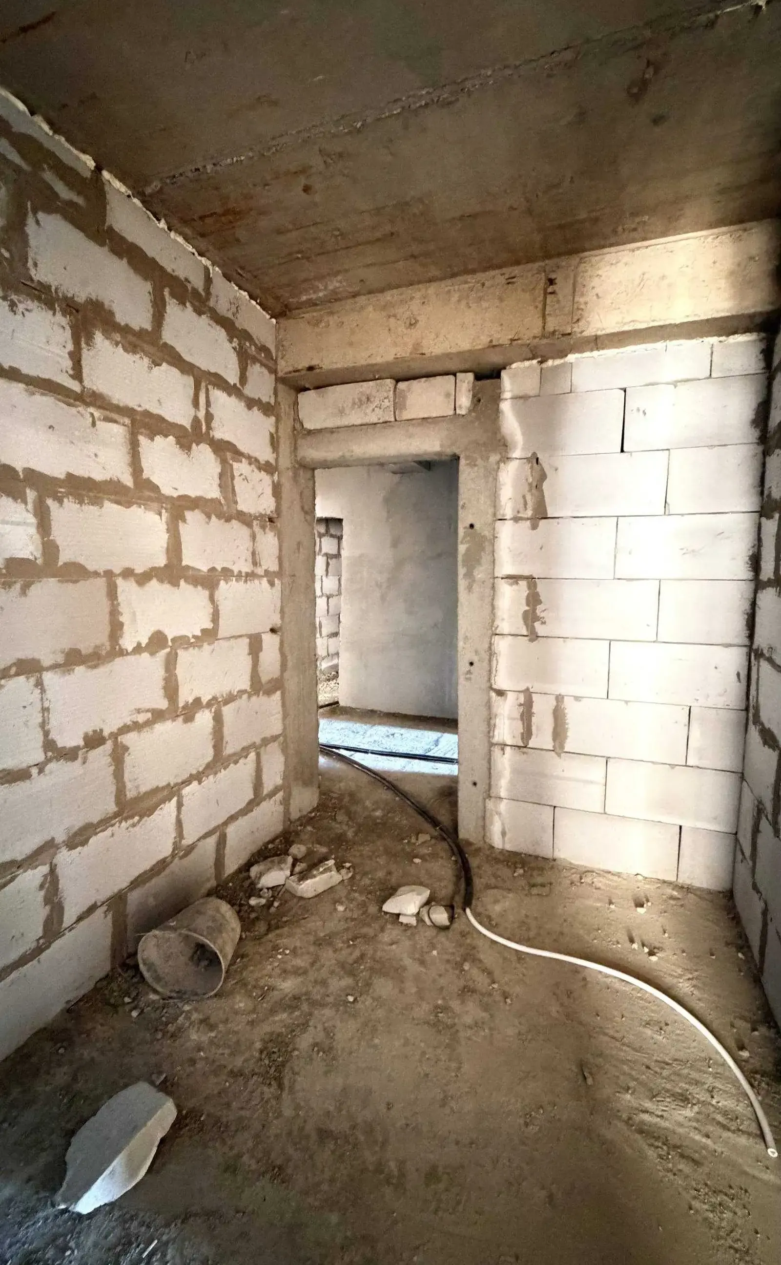 2-комн. квартира, 15 этаж, 93 м², Шохмансур