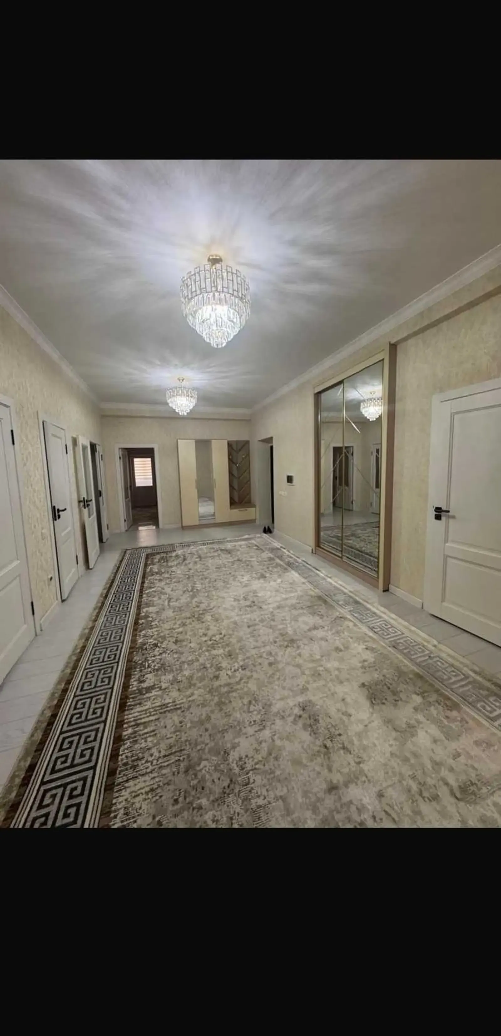 4-комн. квартира, 3 этаж, 192м², Пушти МГУ
