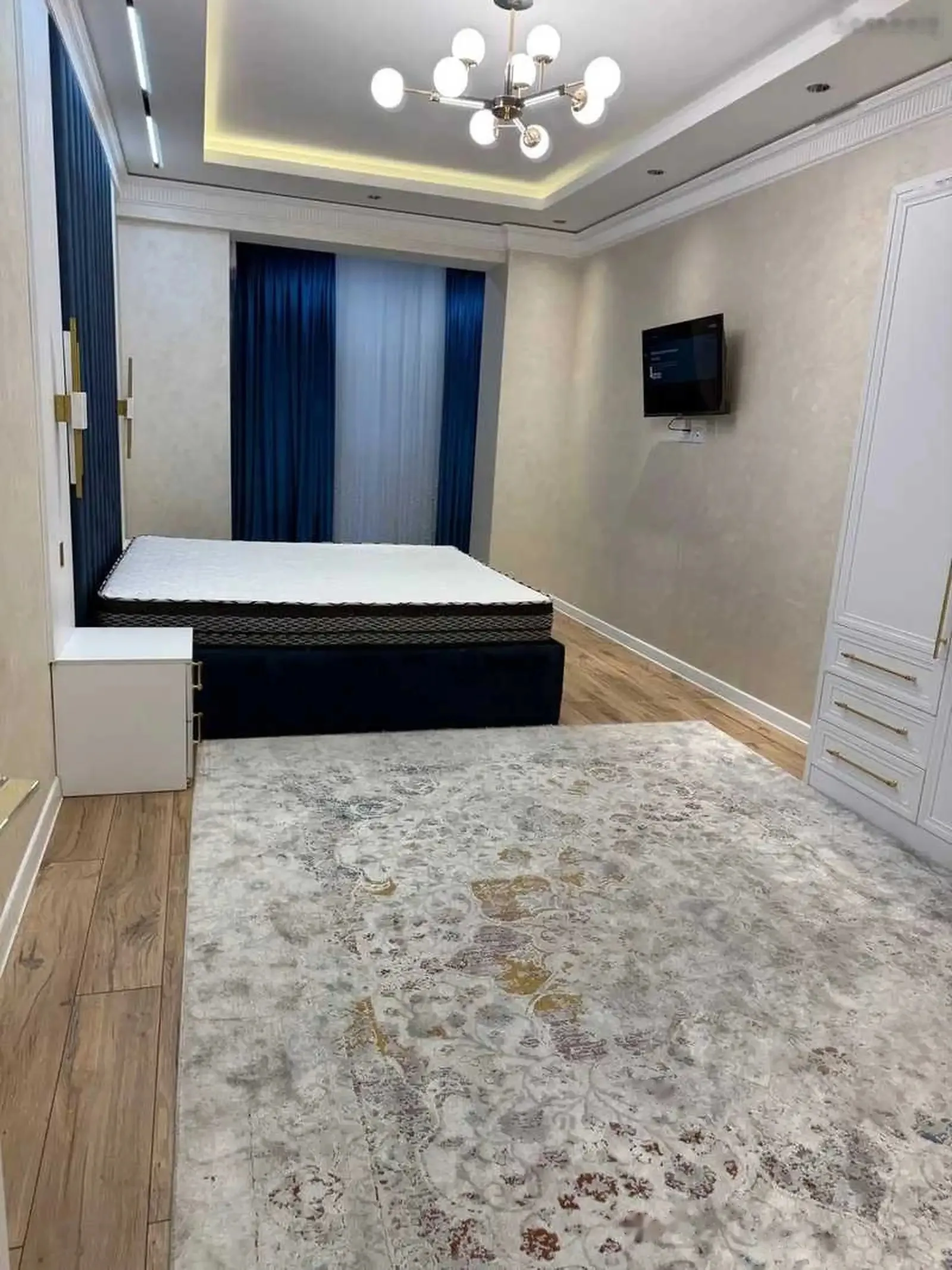 3-комн. квартира, 13 этаж, 130м², Овир