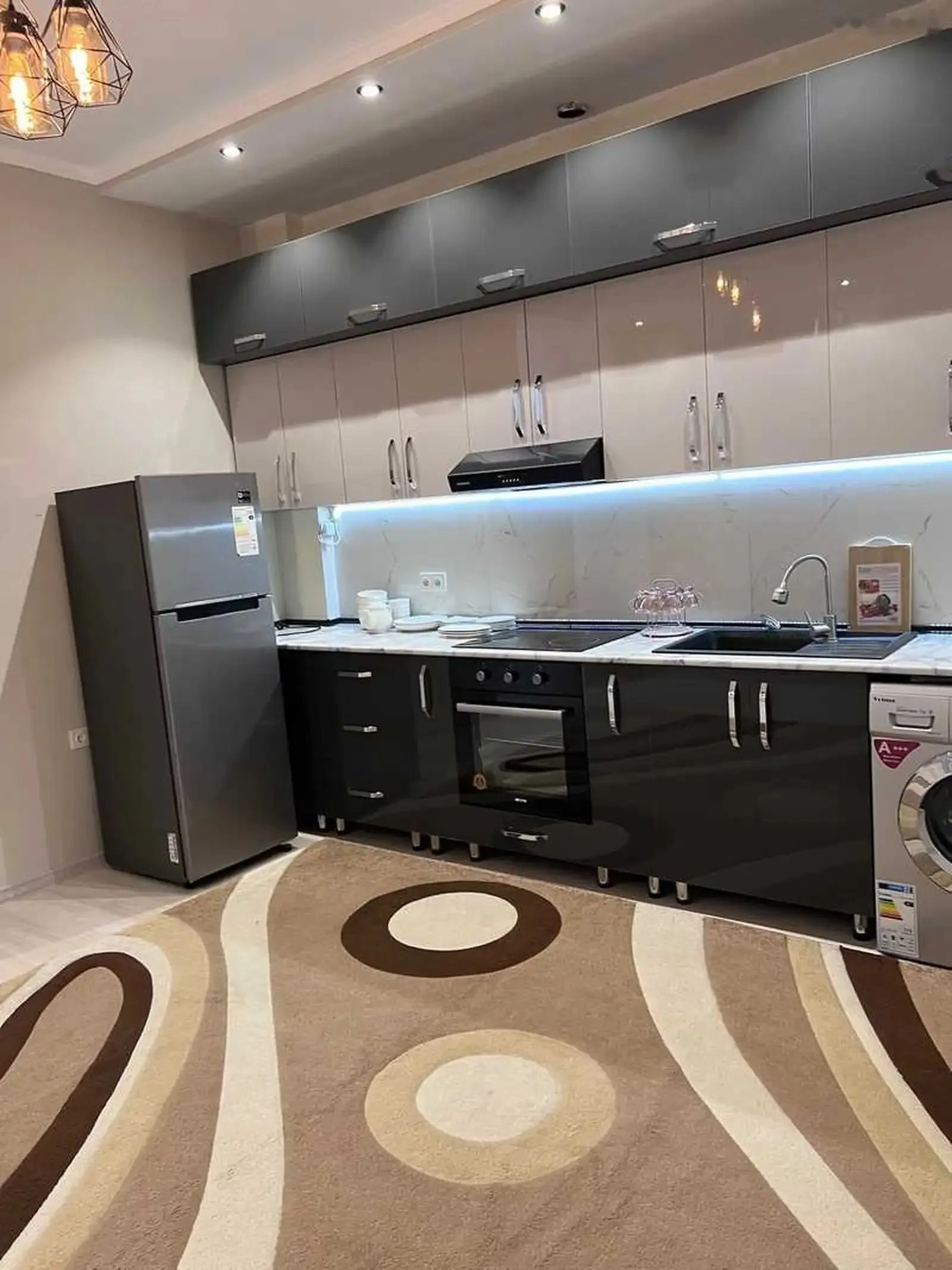2-комн. квартира, 2 этаж, 85м², Кароболо
