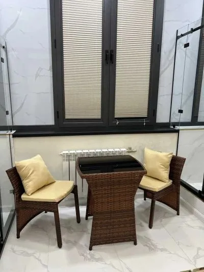 4-комн. квартира, 3 этаж, 130м², Сино, 102 мкр