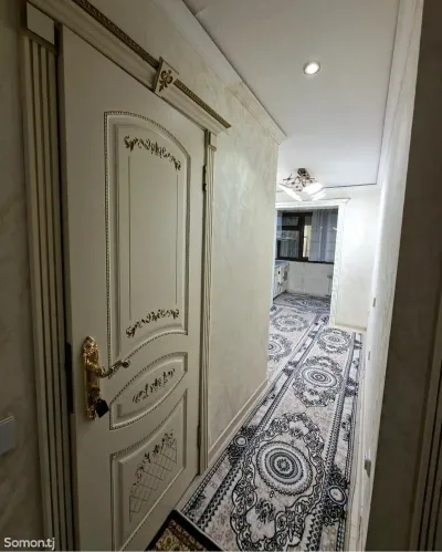 2-комн. квартира, 1 этаж, 52м², сино