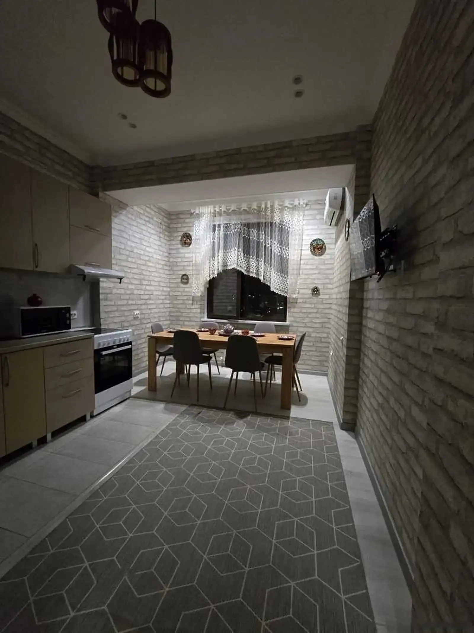 2-комн. квартира, 14 этаж, 80м², Жк Бустон сити