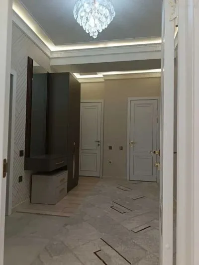 2-комн. квартира, 6 этаж, 81м², 82мкр