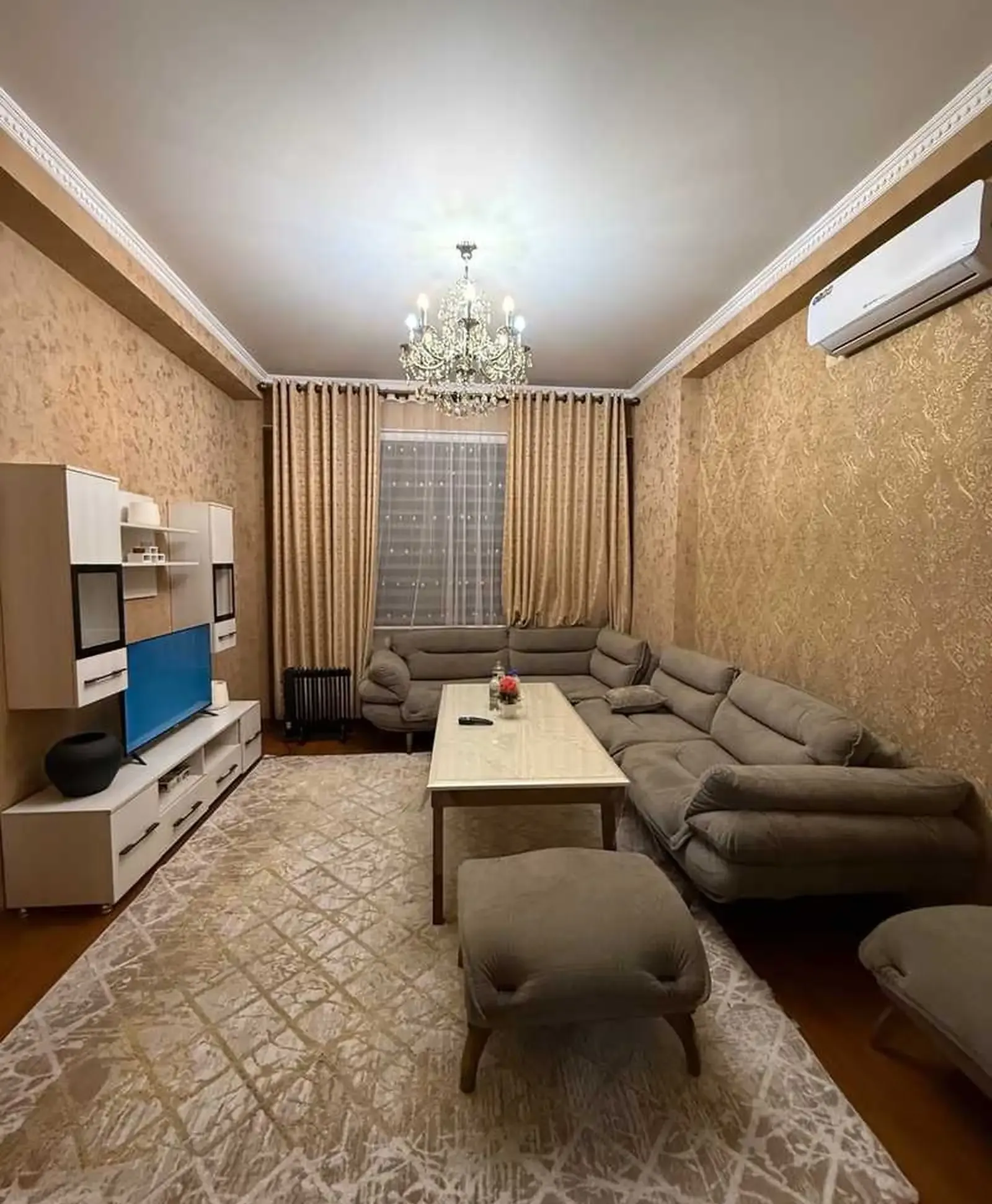 2-комн. квартира, 10 этаж, 105м², 92 мкр