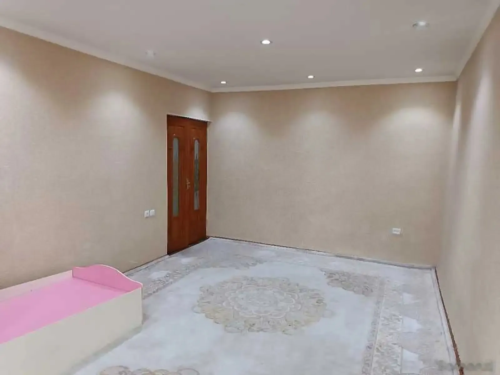 2-комн. квартира, 5 этаж, 100м², Фирдавси