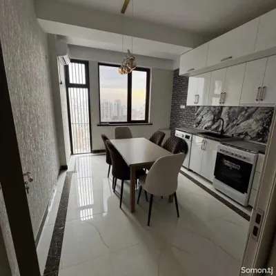 2-комн. квартира, 13 этаж, 77м², Шохмансур