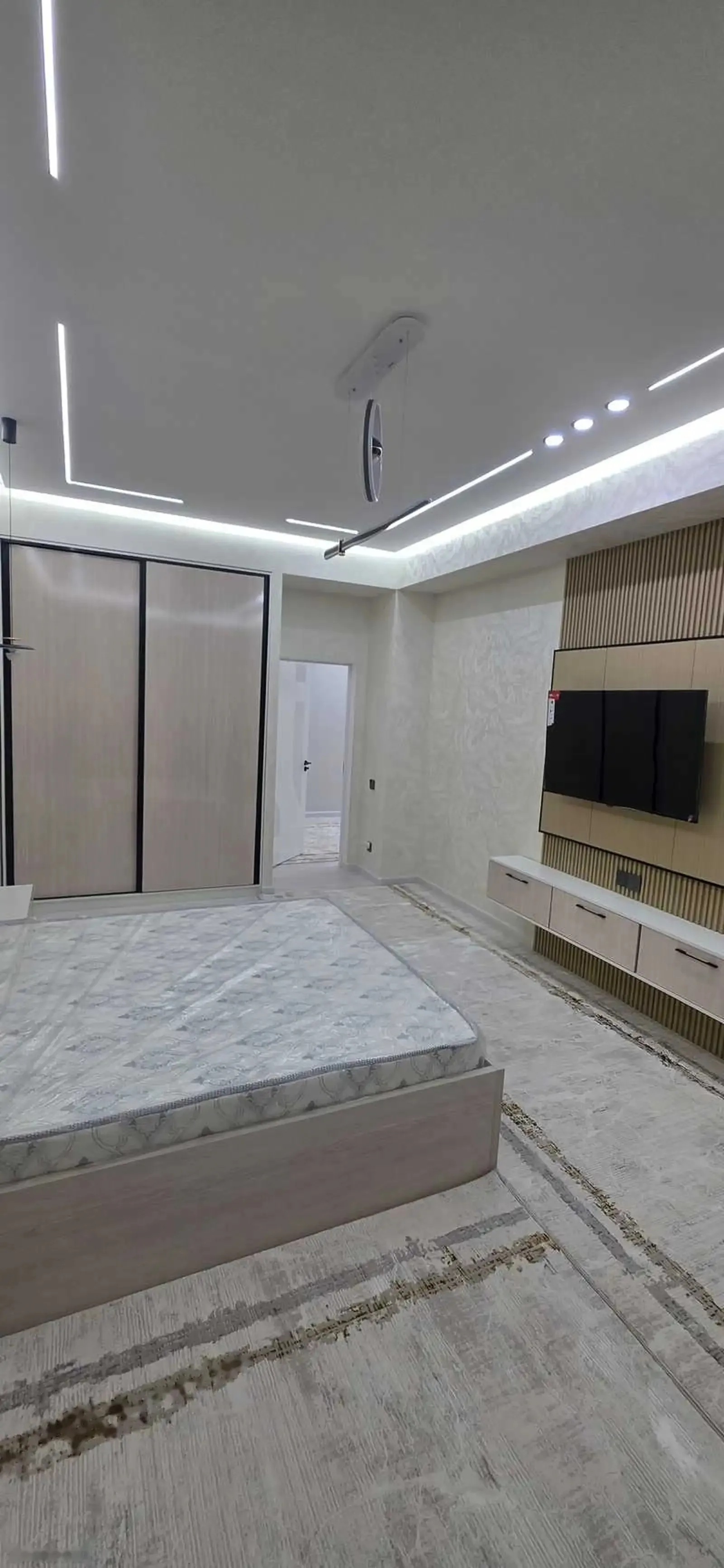 2-комн. квартира, 11 этаж, 72м², Ашан