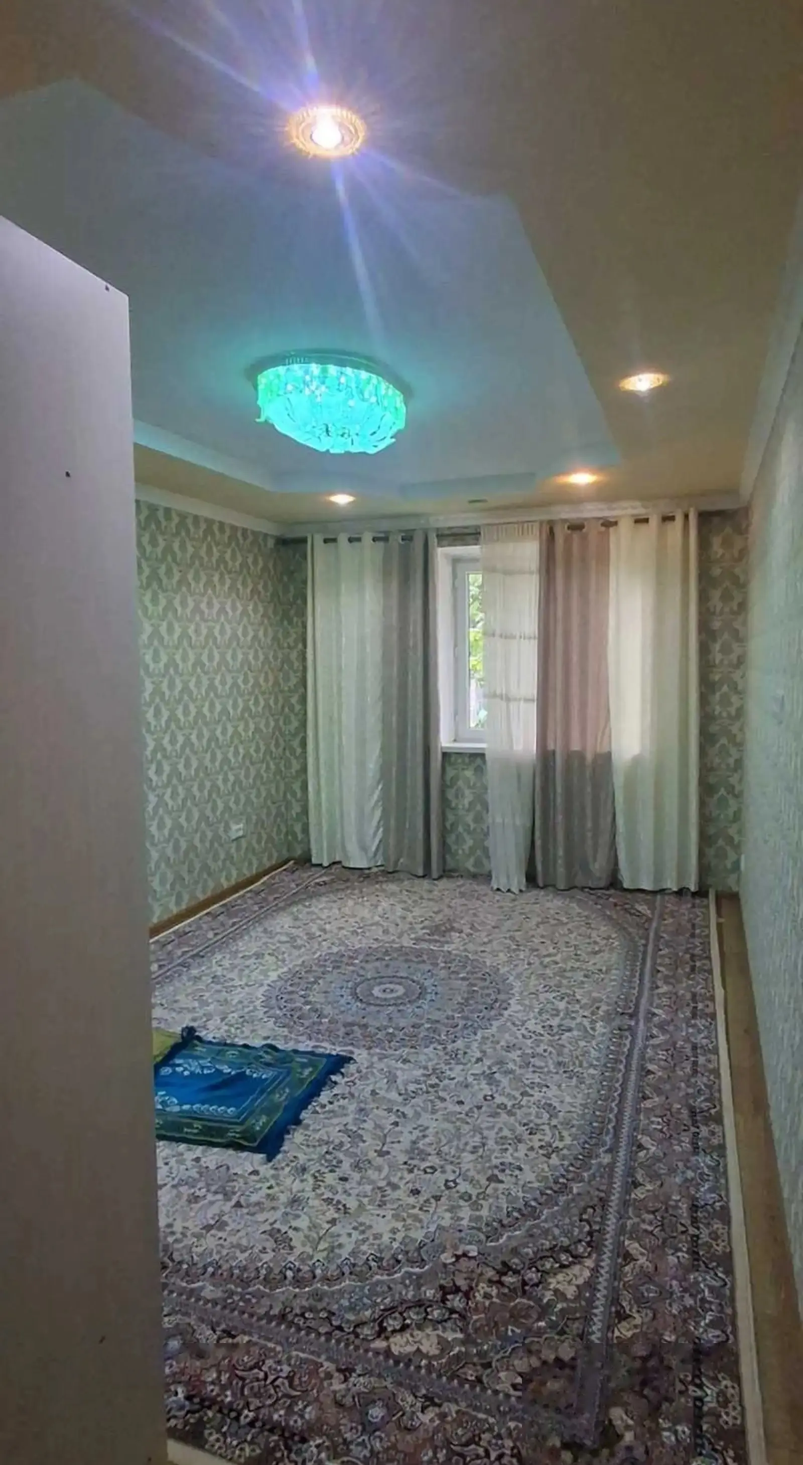 3-комн. квартира, 3 этаж, 57м², шохмансур