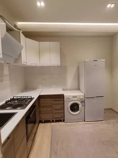 2-комн. квартира, 13 этаж, 70м², 82 мкр