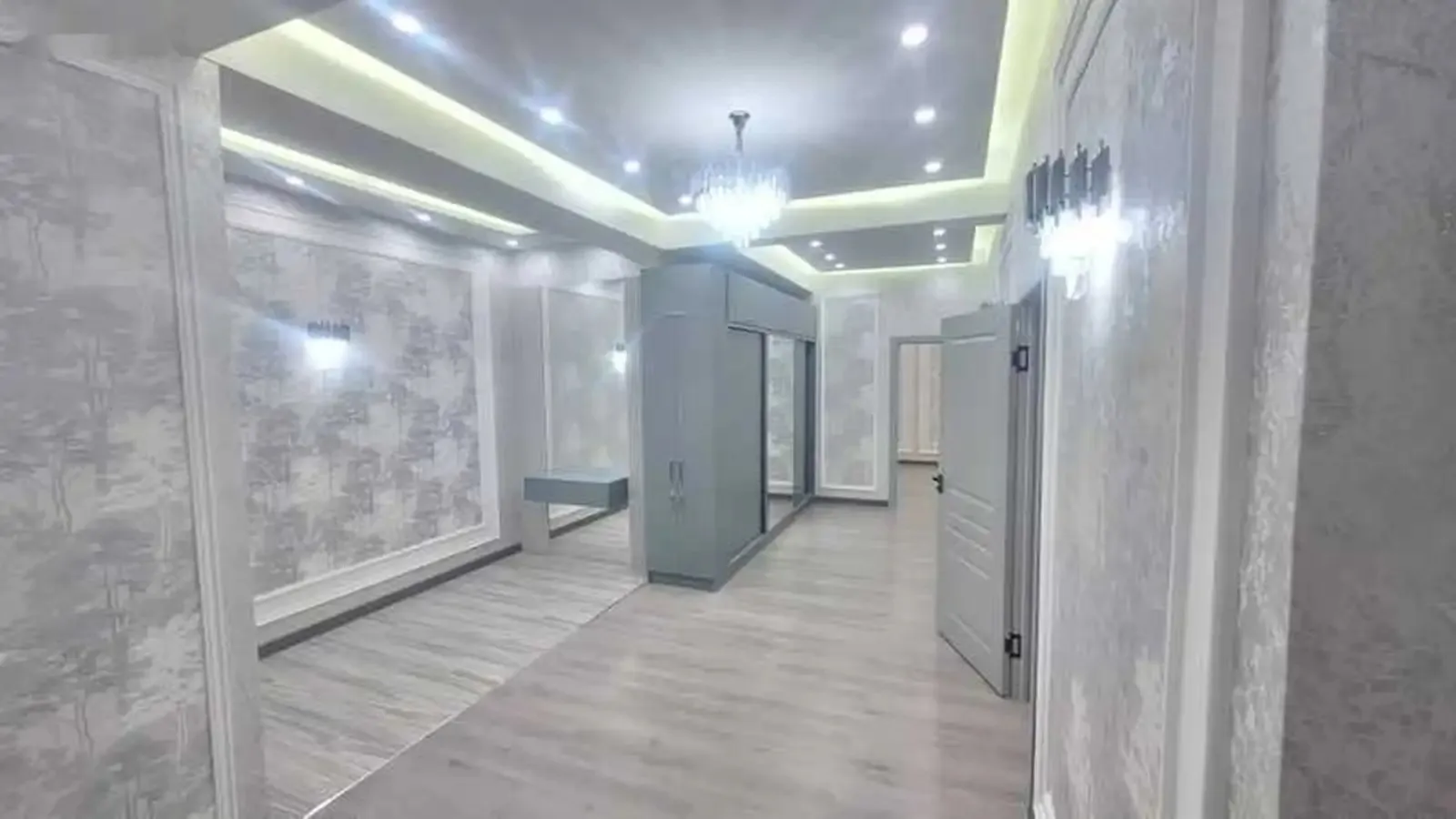 3-комн. квартира, 7 этаж, 105м², И.Сомони ру па руи кохи Борбад