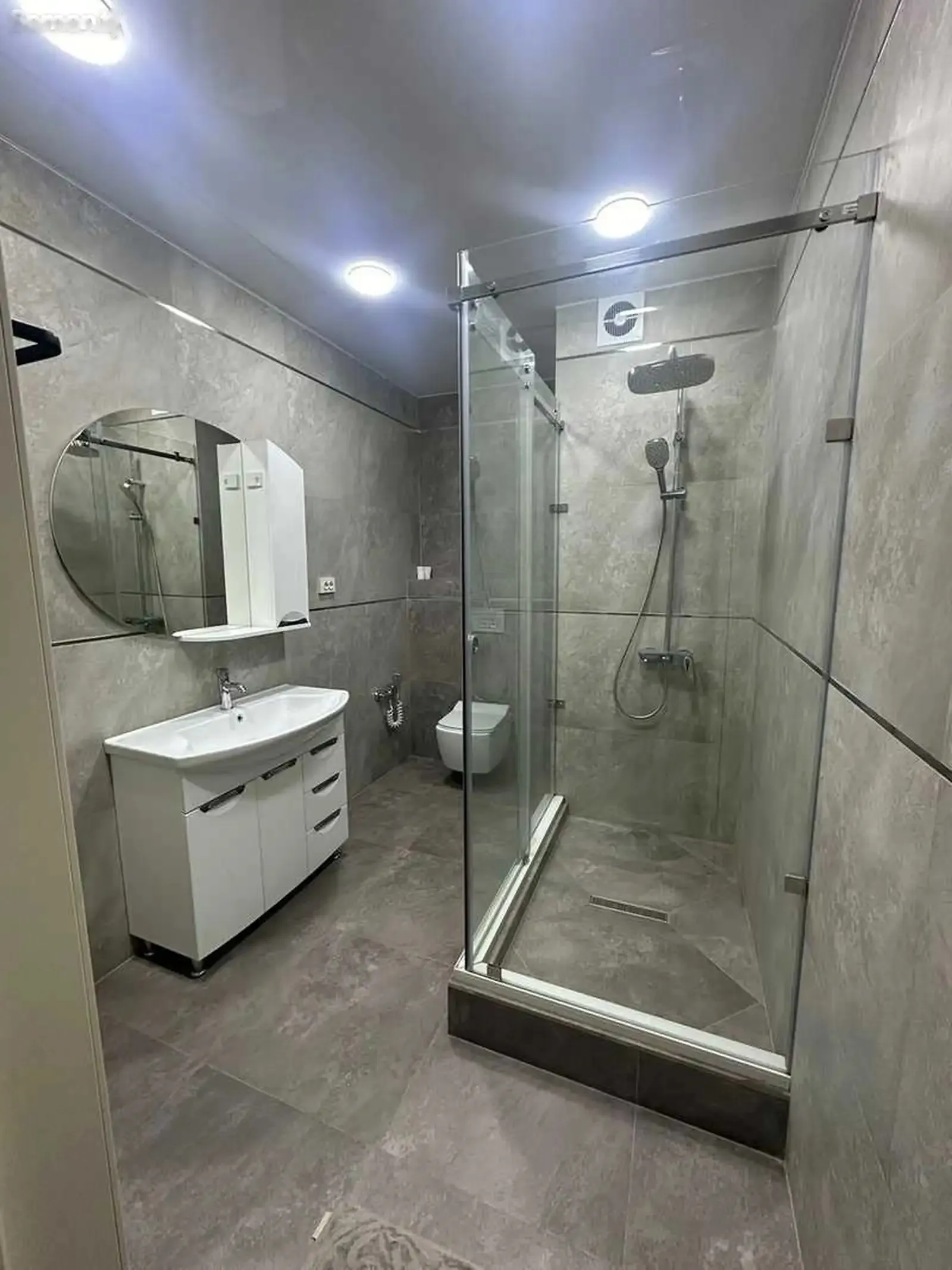 2-комн. квартира, 9 этаж, 90м², Газпром, назди Парламент