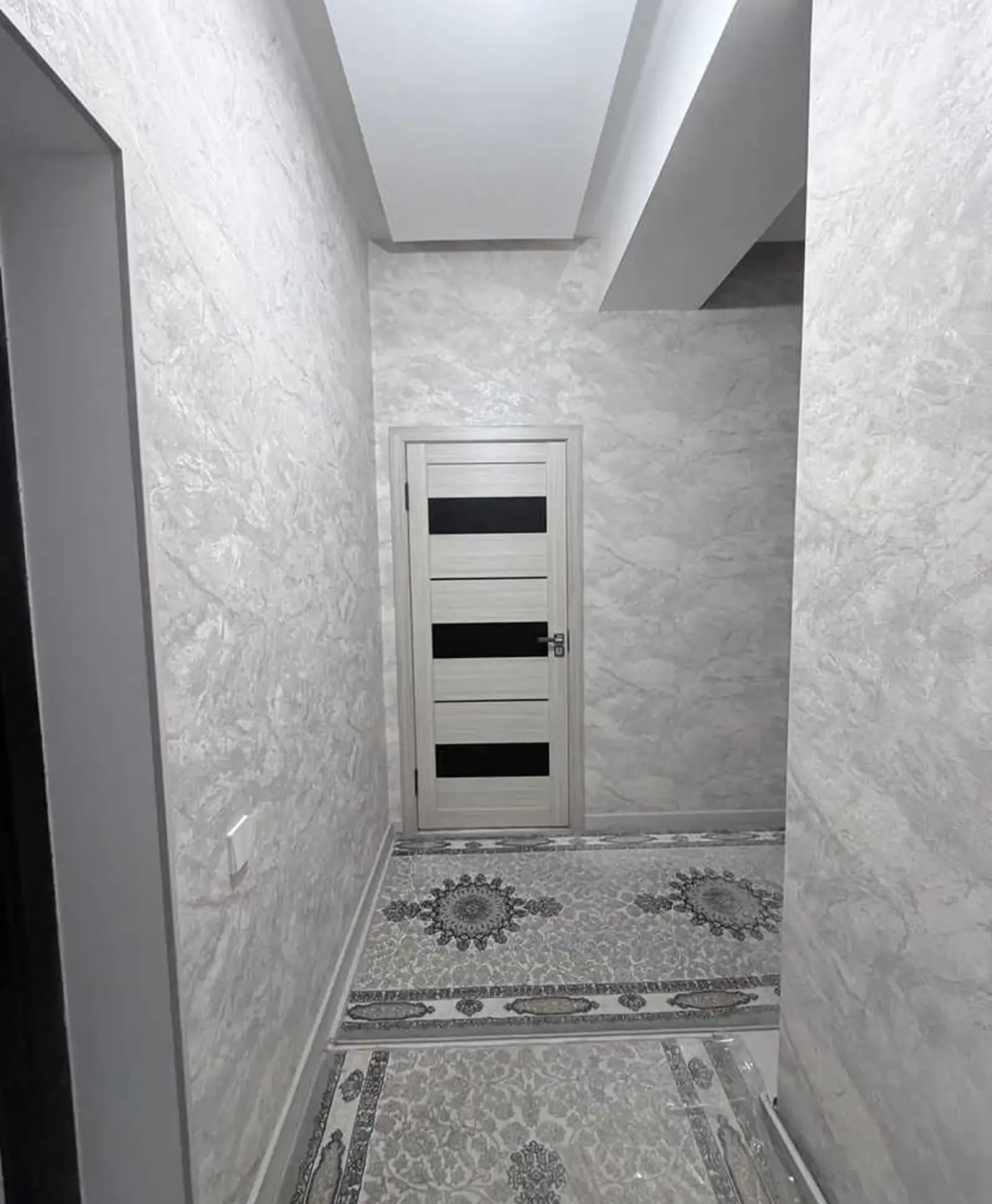 2-комн. квартира, 15 этаж, 47м², чордома
