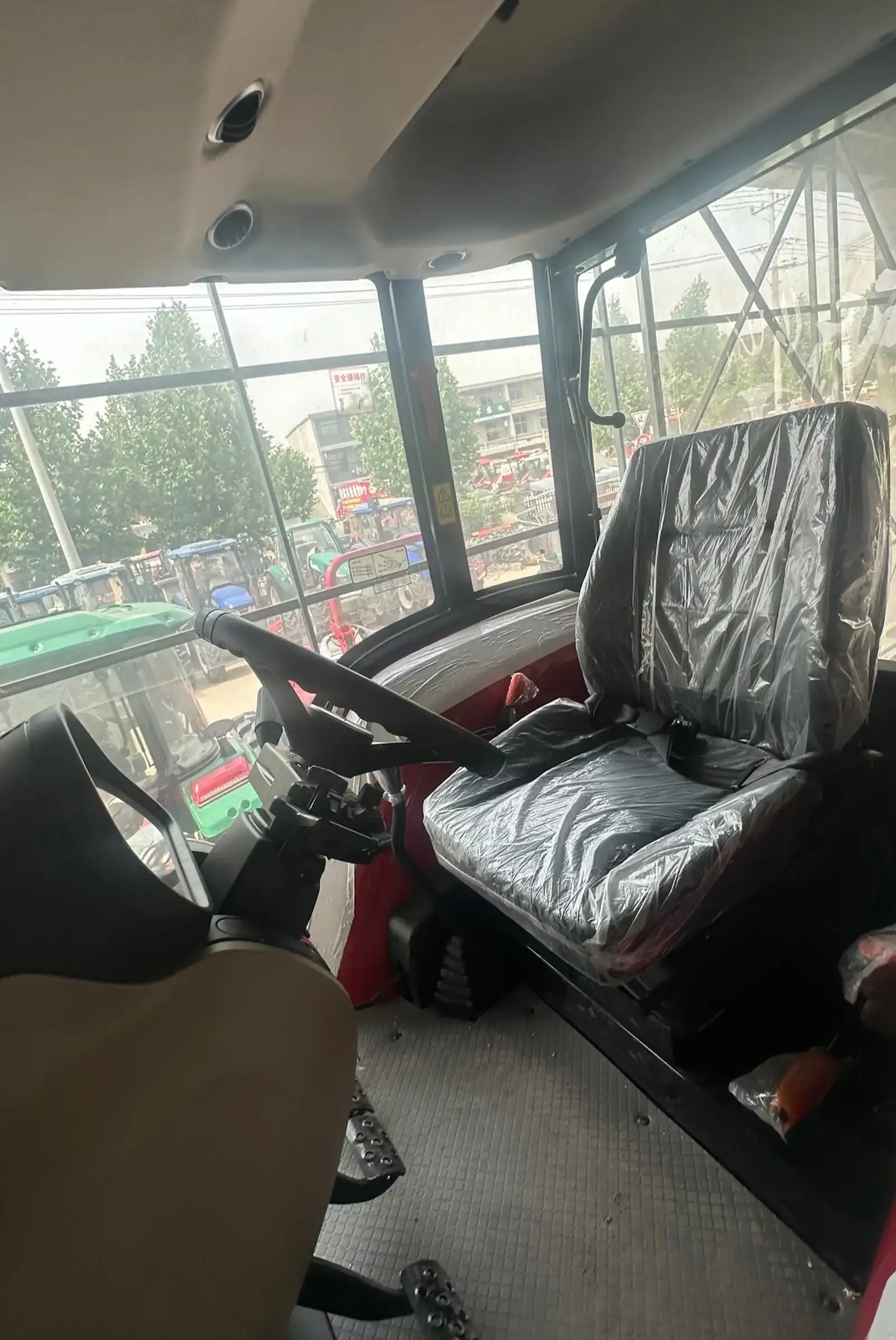 Трактор Massey Ferguson 1404 на заказ