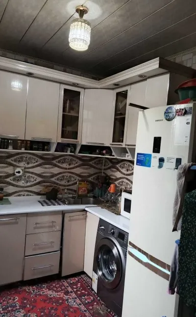 3-комн. квартира, 1 этаж, 61 м², Фирдавси