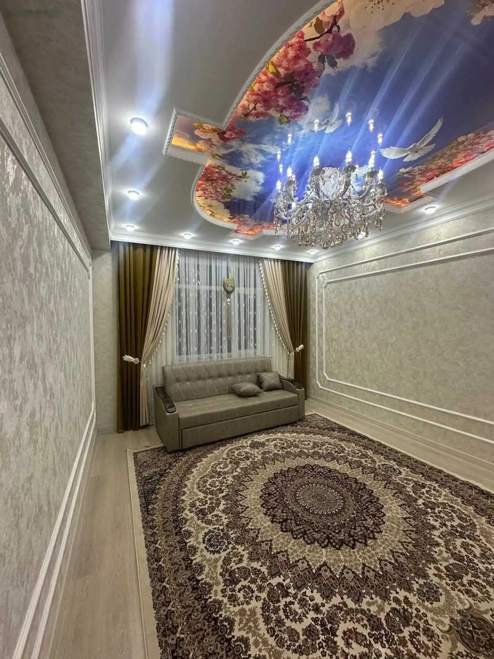 3-комн. квартира, 6 этаж, 100м², голубой экран