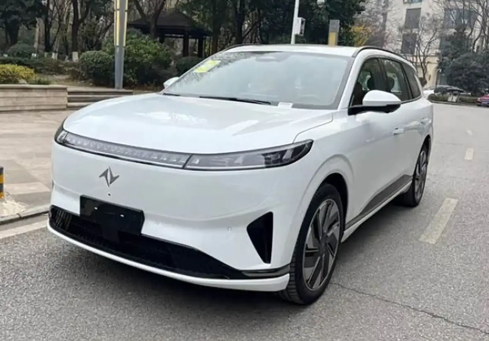 Dongfeng EP 008,