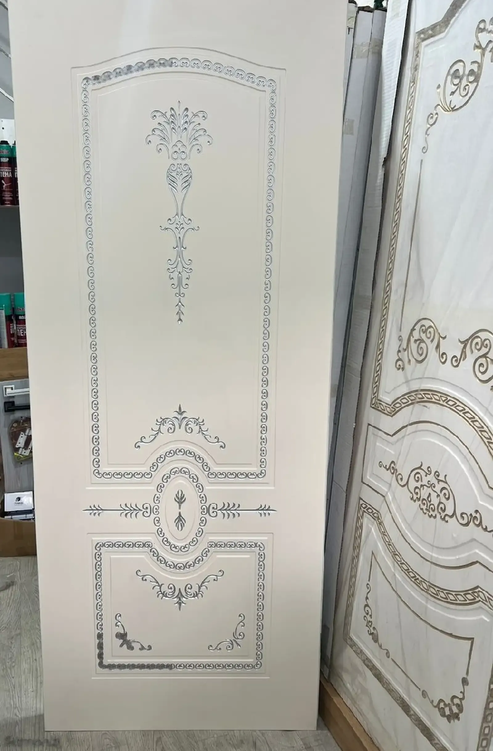 Дверь