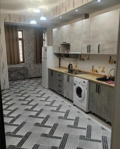 2-комн. квартира, 13 этаж, 92м², Сомони
