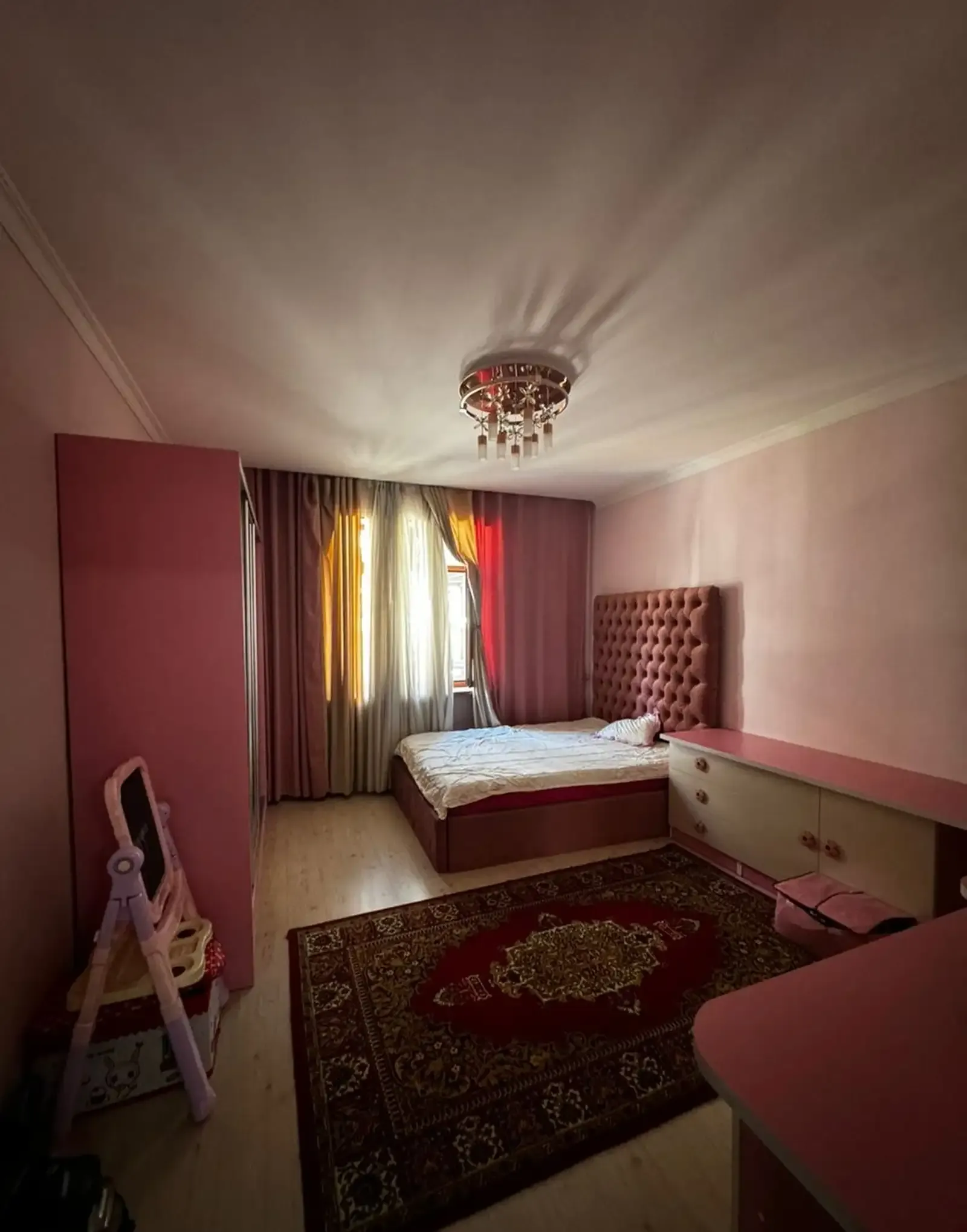 3-комн. квартира, 3 этаж, 102м², Рестарании Шаҳри сабз
