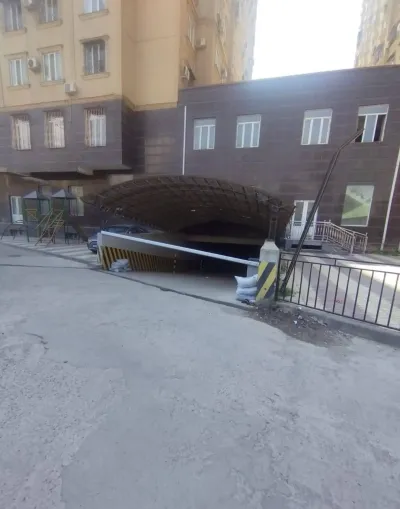 Помещение под магазин / салон, 1200м², Сино