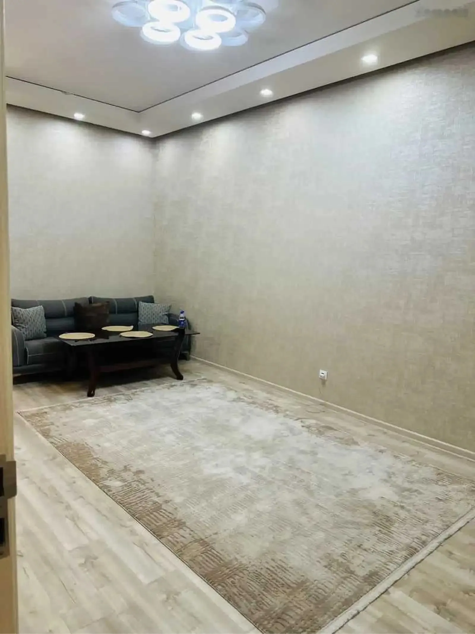 2-комн. квартира, 12 этаж, 70м², Дом Ватан