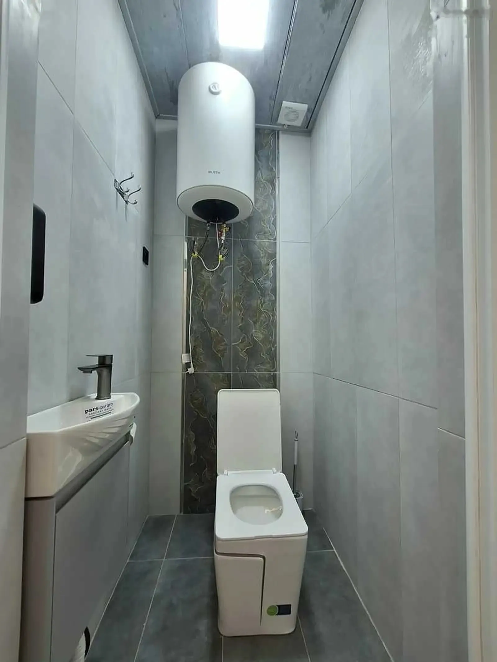 2-комн. квартира, 11 этаж, 74м², Овир