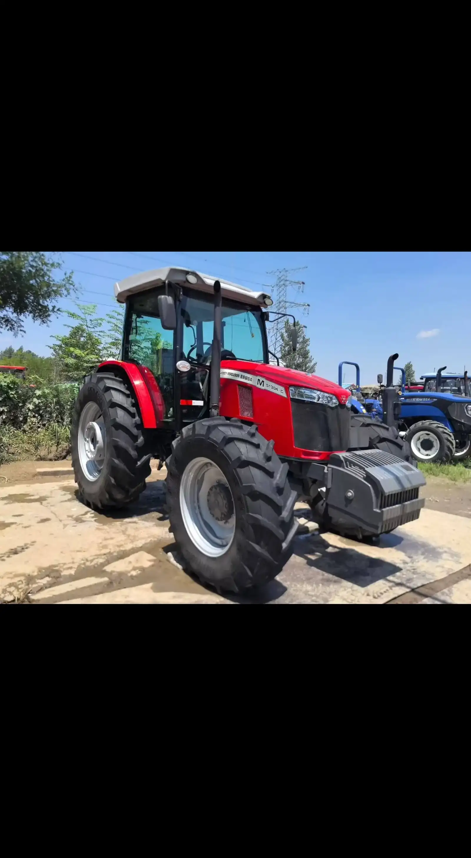 Трактор Massey Ferguson