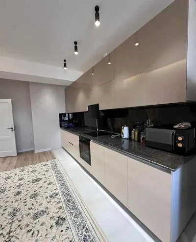 2-комн. квартира, 17 этаж, 90м², Шохмансур