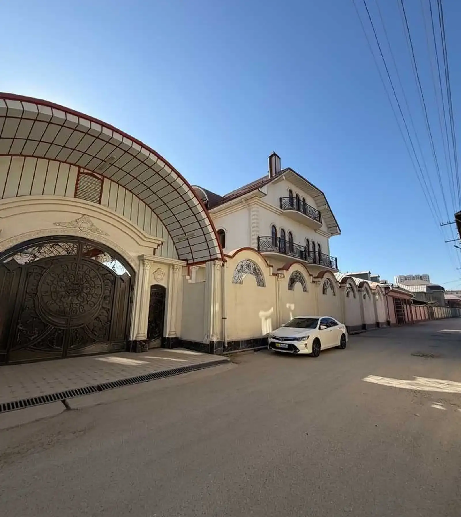 4-этажный, 7 комнатный дом, 750 м², фирдавси