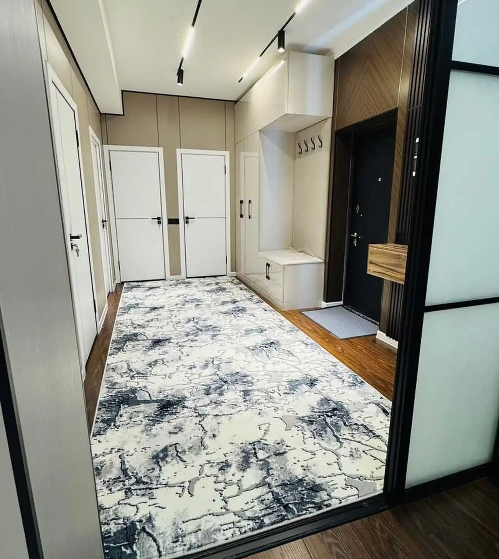 3-комн. квартира, 10 этаж, 92 м², И Сомони дом печать Пайкар