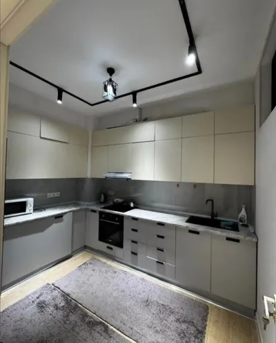 2-комн. квартира, 14 этаж, 75м², Шохмансур
