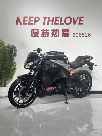 Мотоцикл BMW 400RR