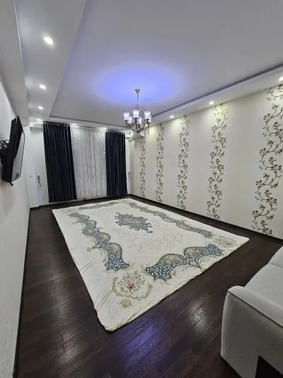 2-комн. квартира, 4 этаж, 74 м², мехргон