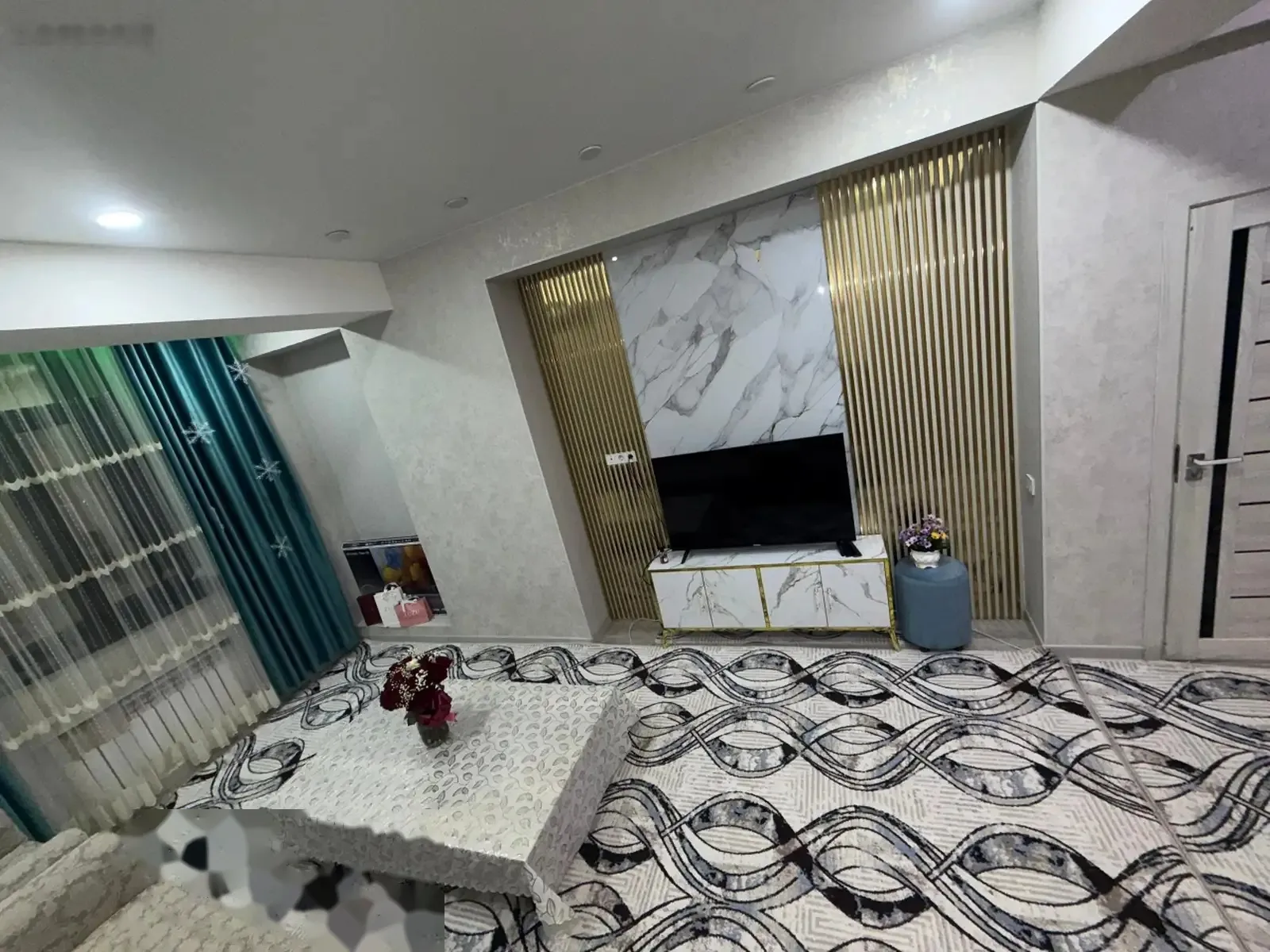 2-комн. квартира, 6 этаж, 65м², Скорый