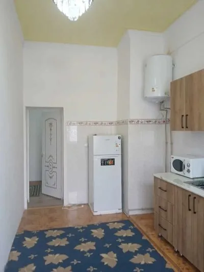 2-комн. квартира, 1 этаж, 88м², Шохмансур