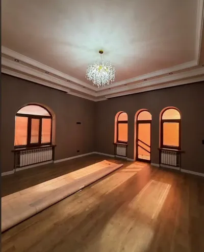 4-этажный, 7 комнатный дом, 1000 м², Фирдавси