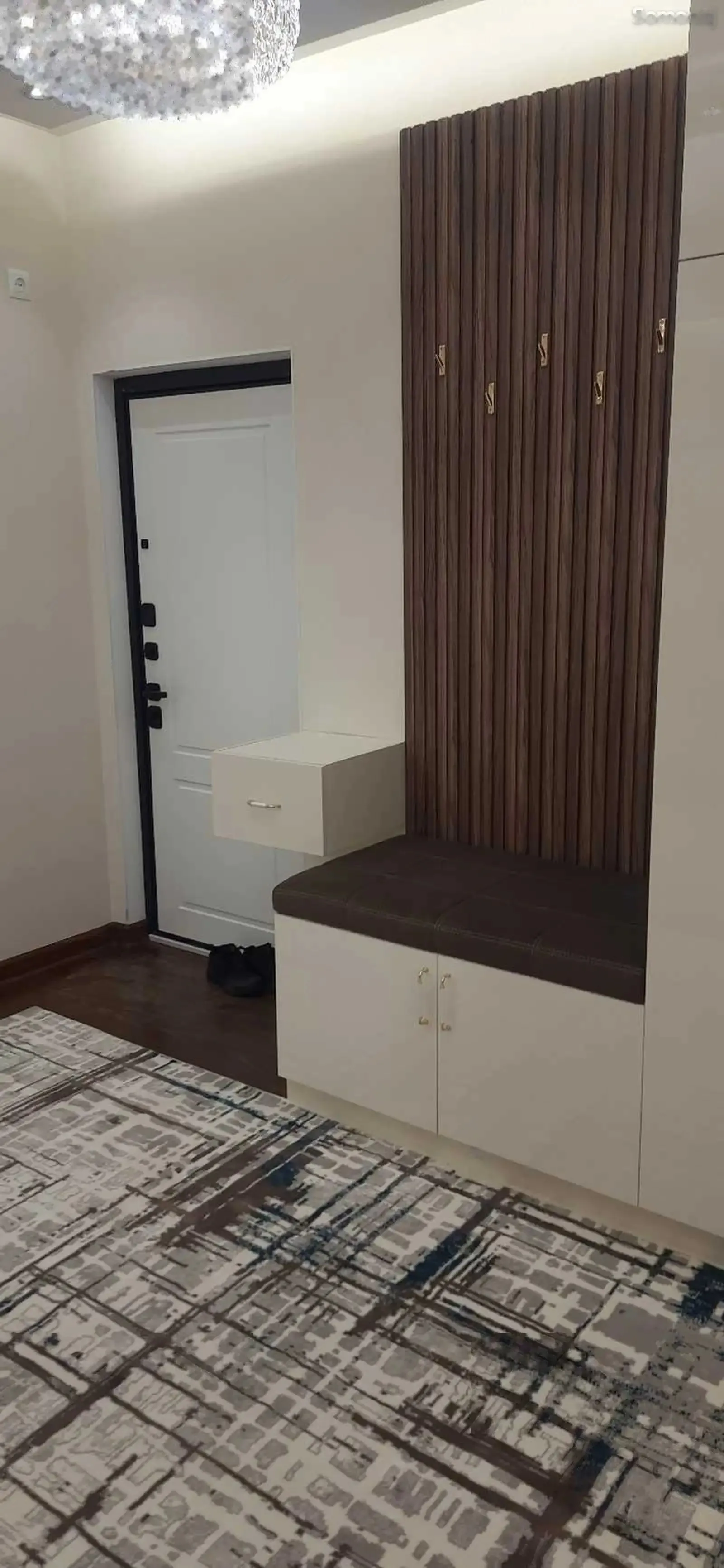 3-комн. квартира, 2 этаж, 76м², Исмоили Сомони