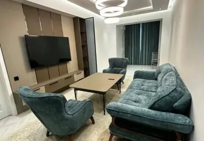2-комн. квартира, 10 этаж, 83м², Шохмансур