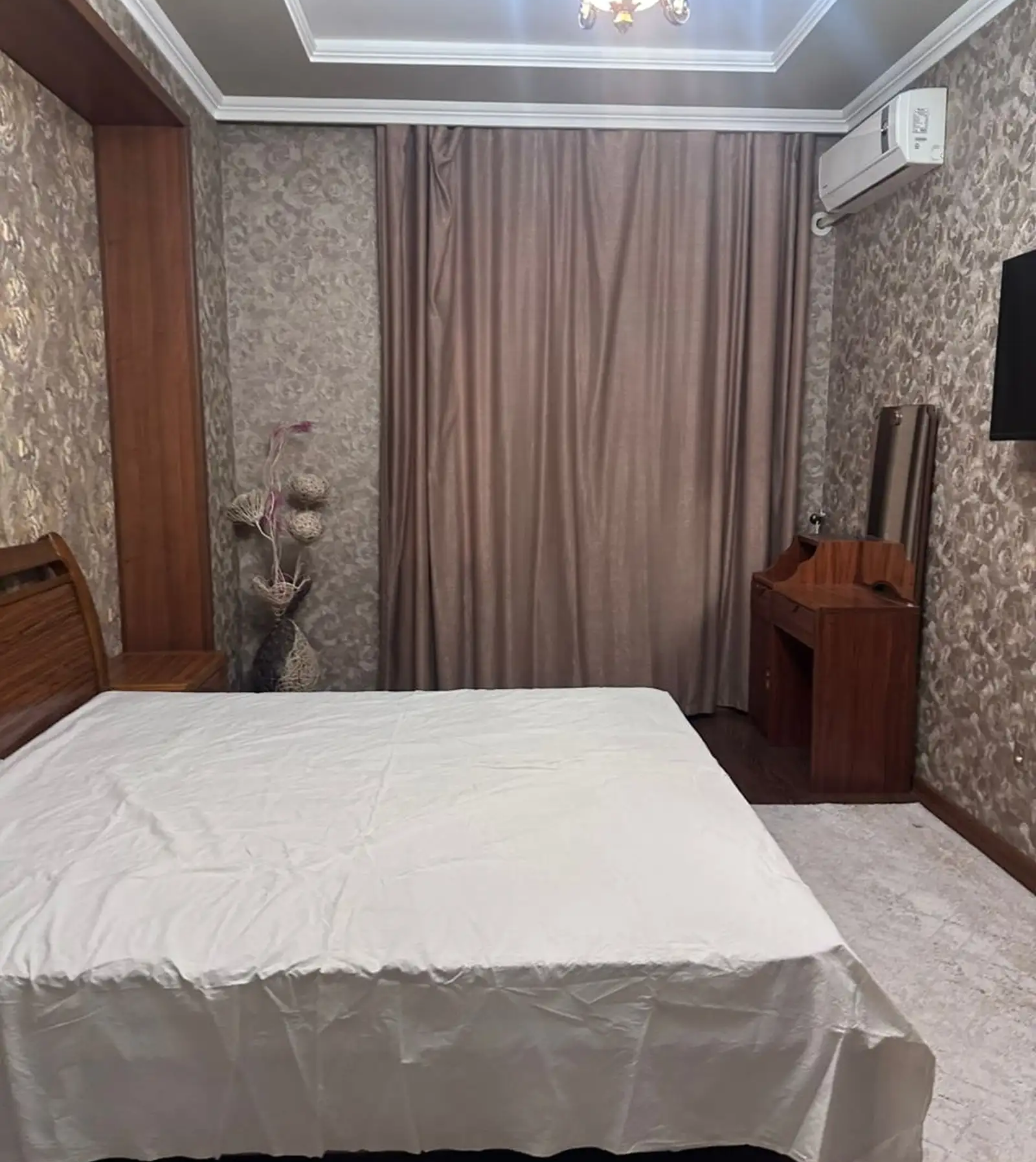 3-комн. квартира, 5 этаж, 95м², Сомони ру баруи Пединститут назди боги Истиклол