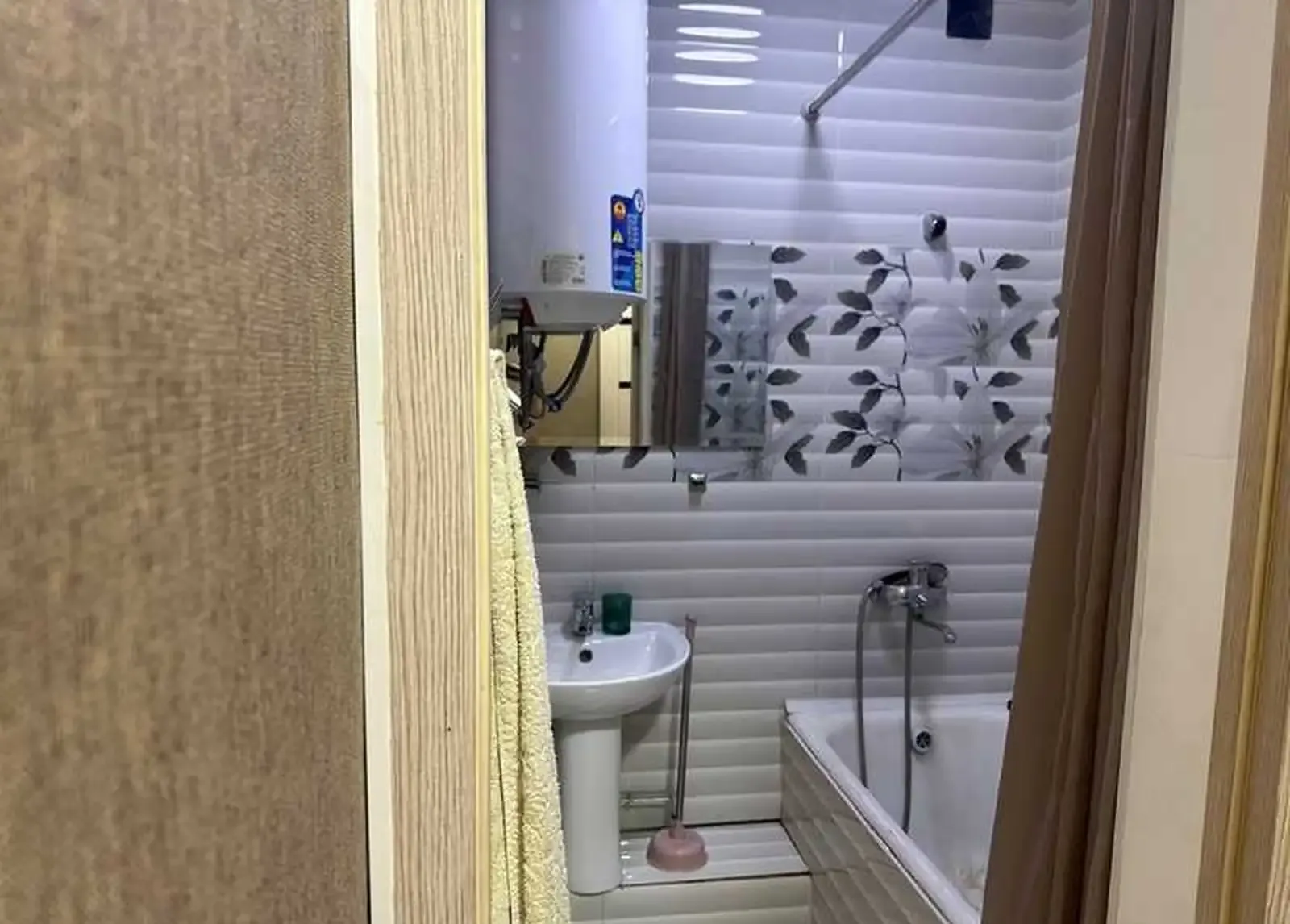 2-комн. квартира, 8 этаж, 65м², Сомони