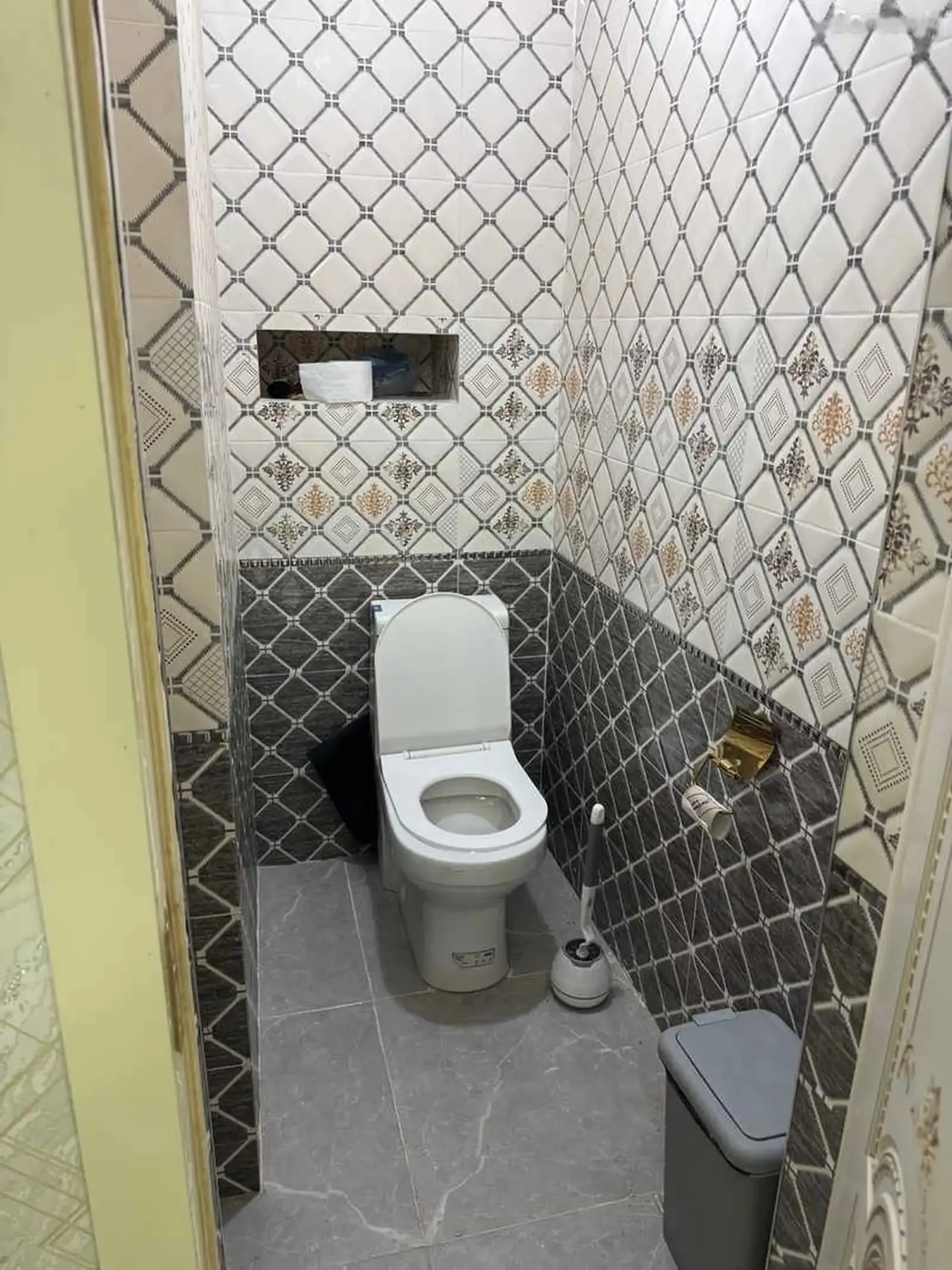 2-комн. квартира, 10 этаж, 100м², боги ботаники